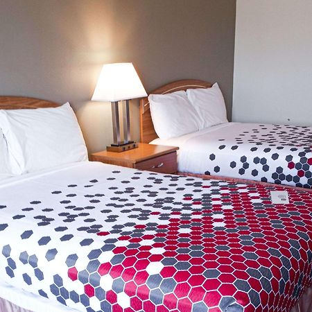 Econo Lodge Maquoketa Luaran gambar