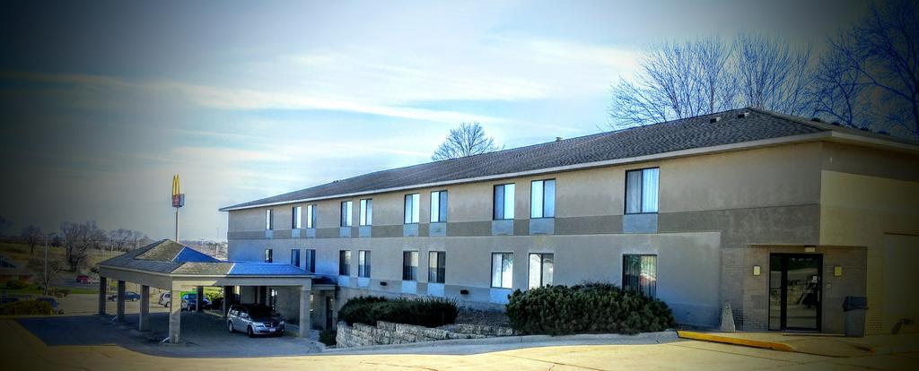 Econo Lodge Maquoketa Luaran gambar
