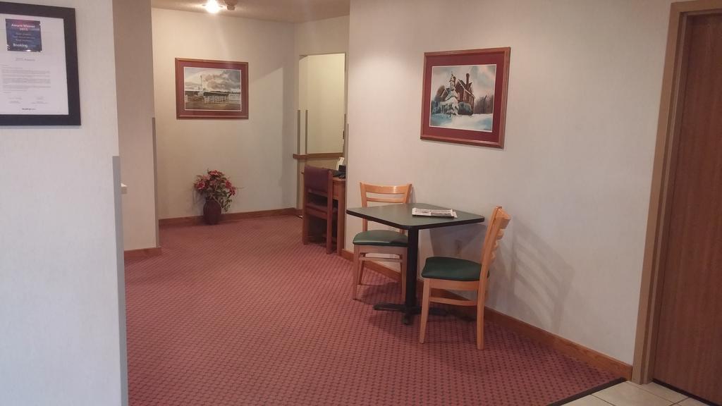 Econo Lodge Maquoketa Luaran gambar