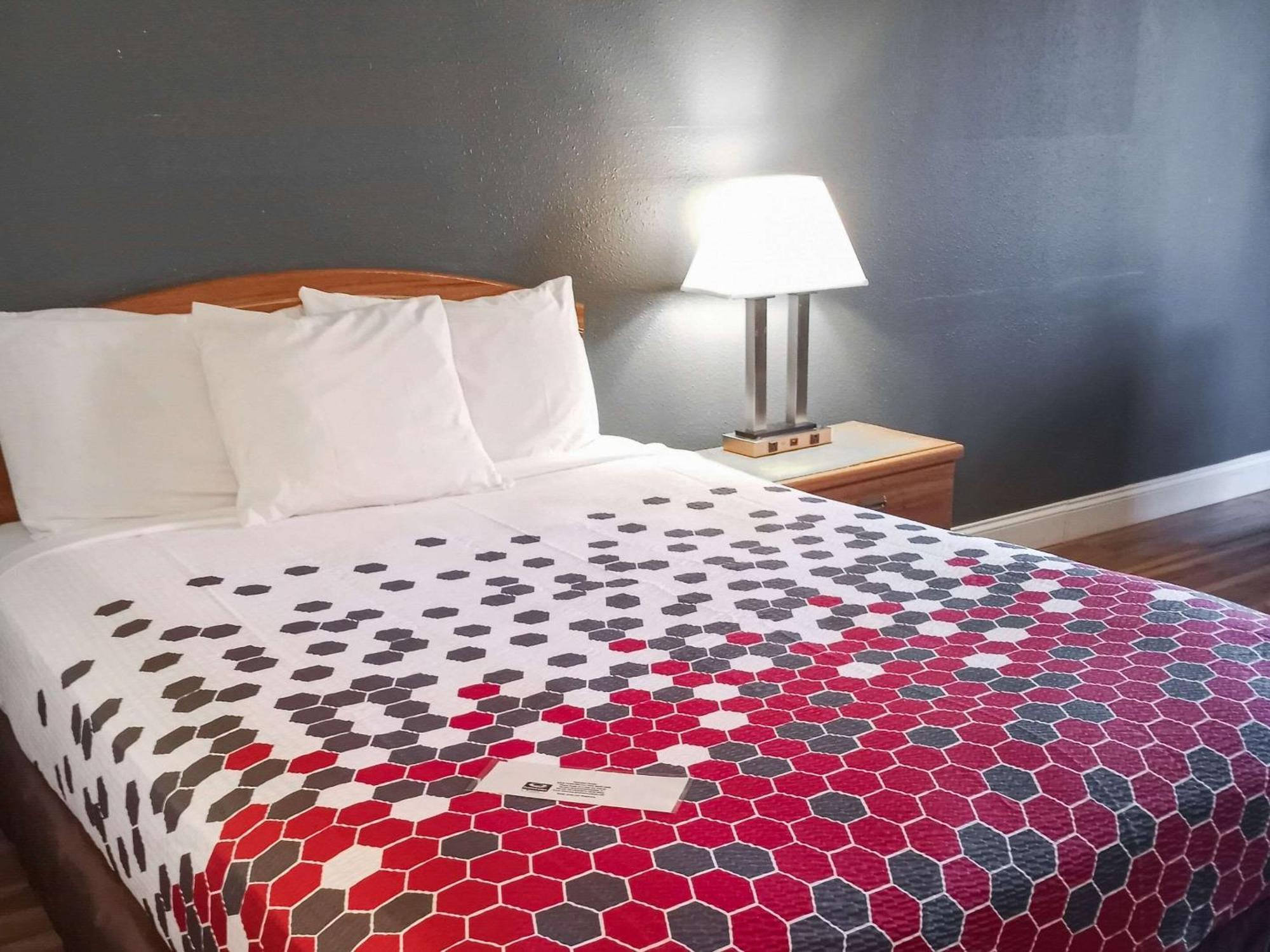 Econo Lodge Maquoketa Luaran gambar