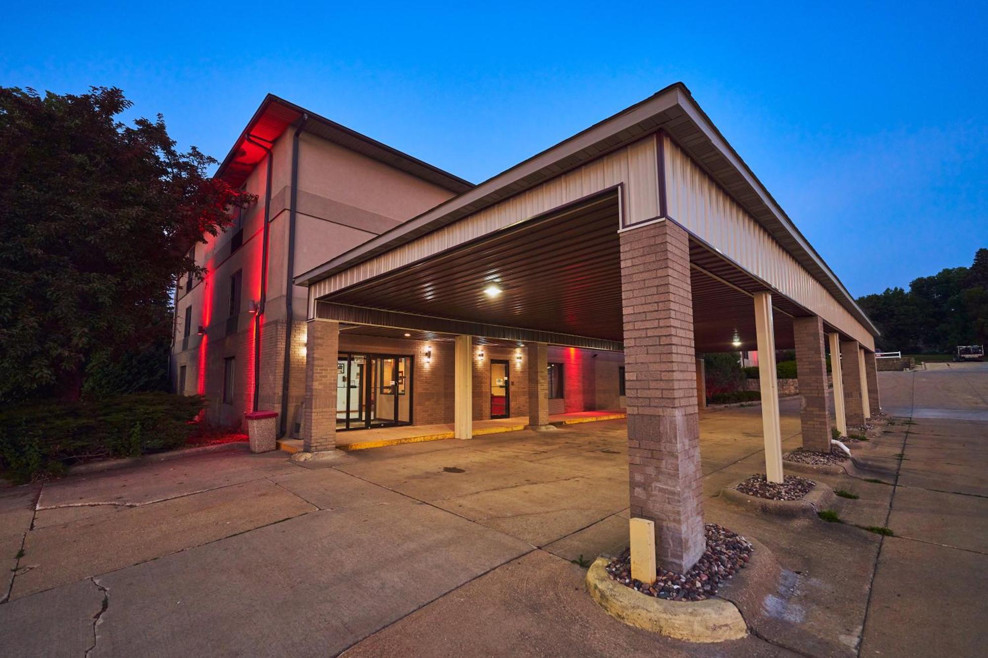 Econo Lodge Maquoketa Luaran gambar