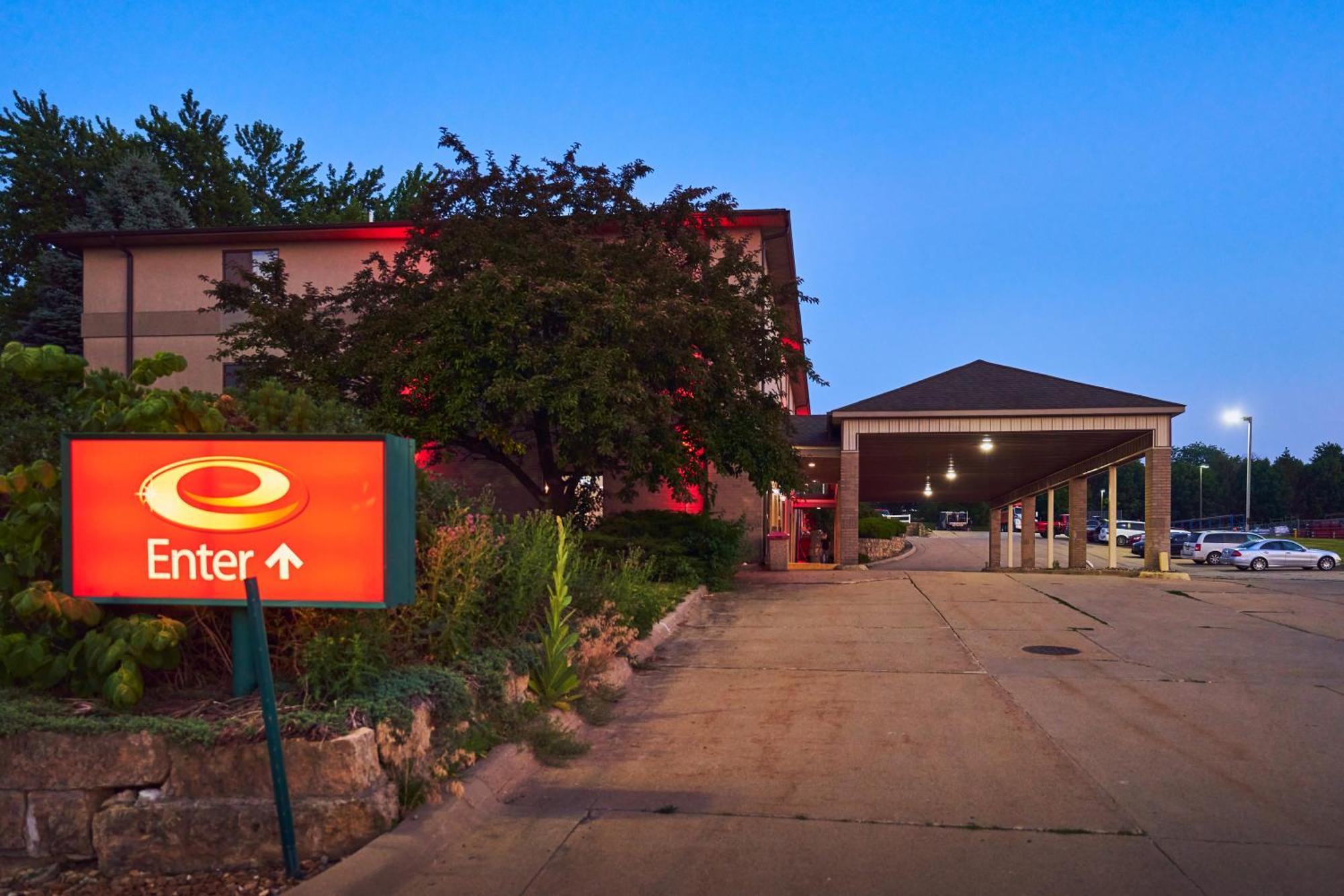 Econo Lodge Maquoketa Luaran gambar