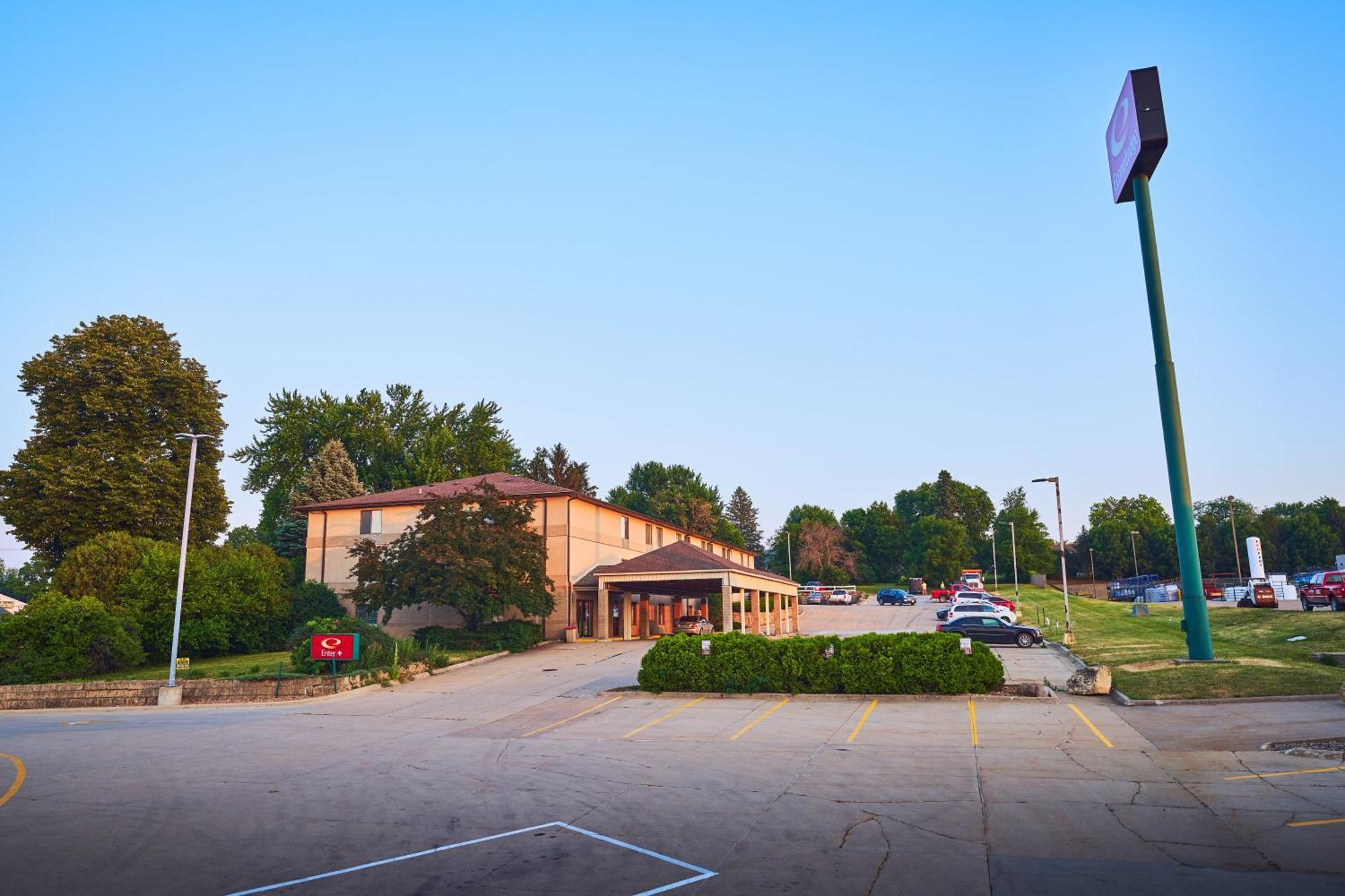 Econo Lodge Maquoketa Luaran gambar