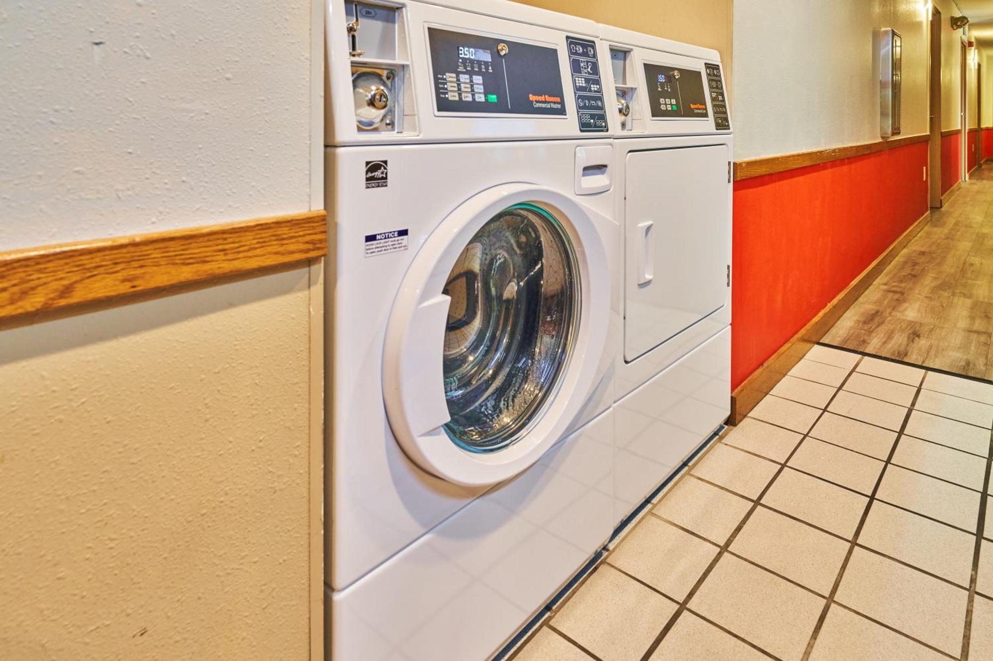 Econo Lodge Maquoketa Luaran gambar